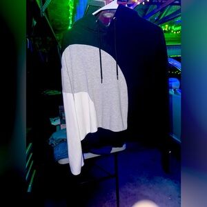 The North Face Cropped Hoodie